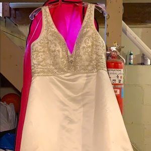 Casablanca bridal dress